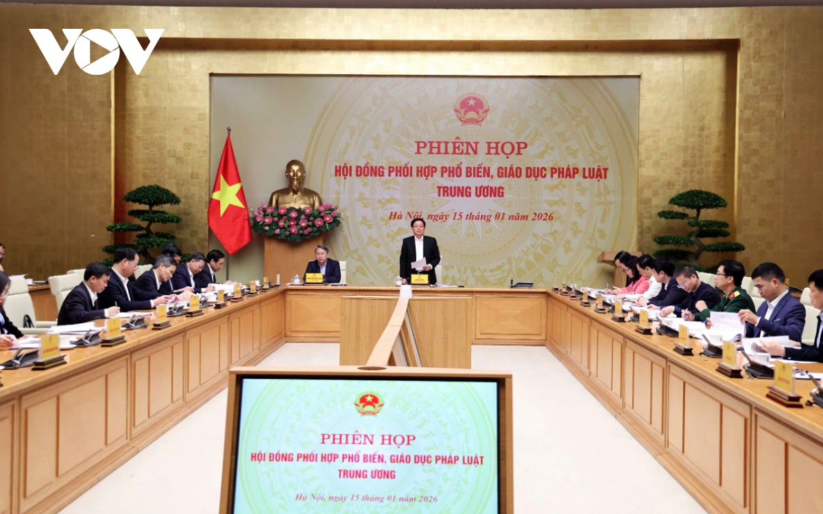 Government urges stronger policy communication in legal education efforts